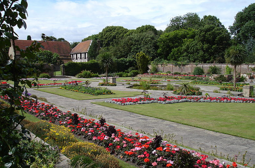 Prittlewell Priory Park