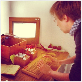 Pinnochion Raspberry Pi Tinder