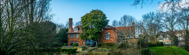 Southchurch Hall by Rob Ellis